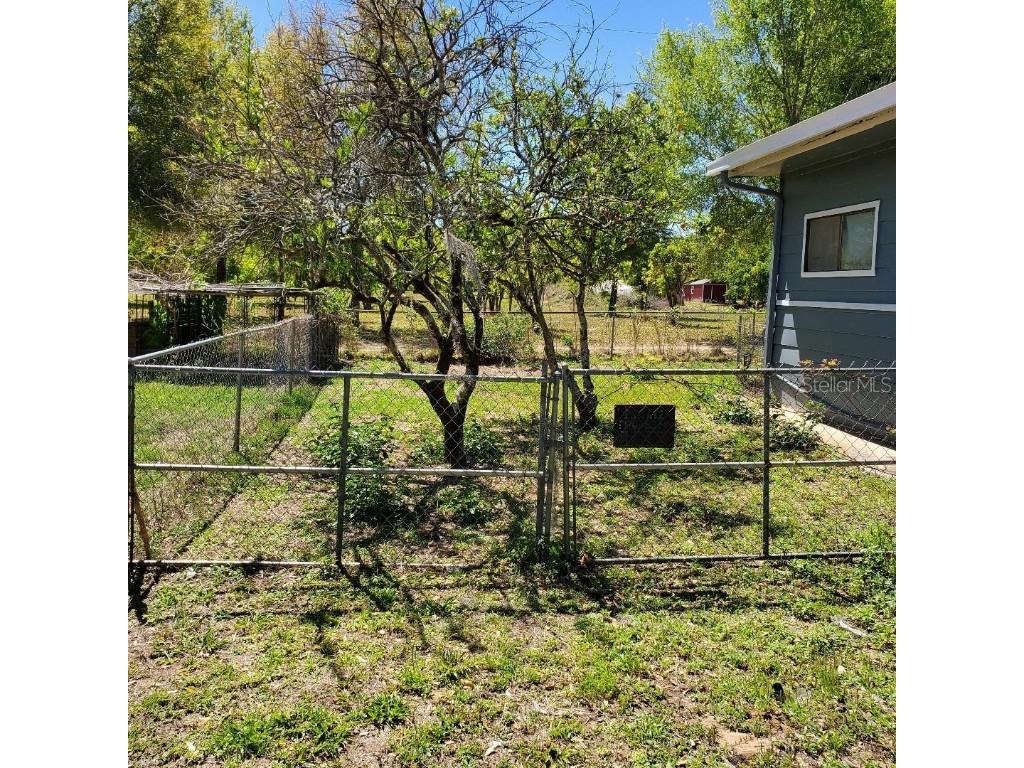 17428 SE 37th Lane Ocklawaha FL 32179 OM697792 image2