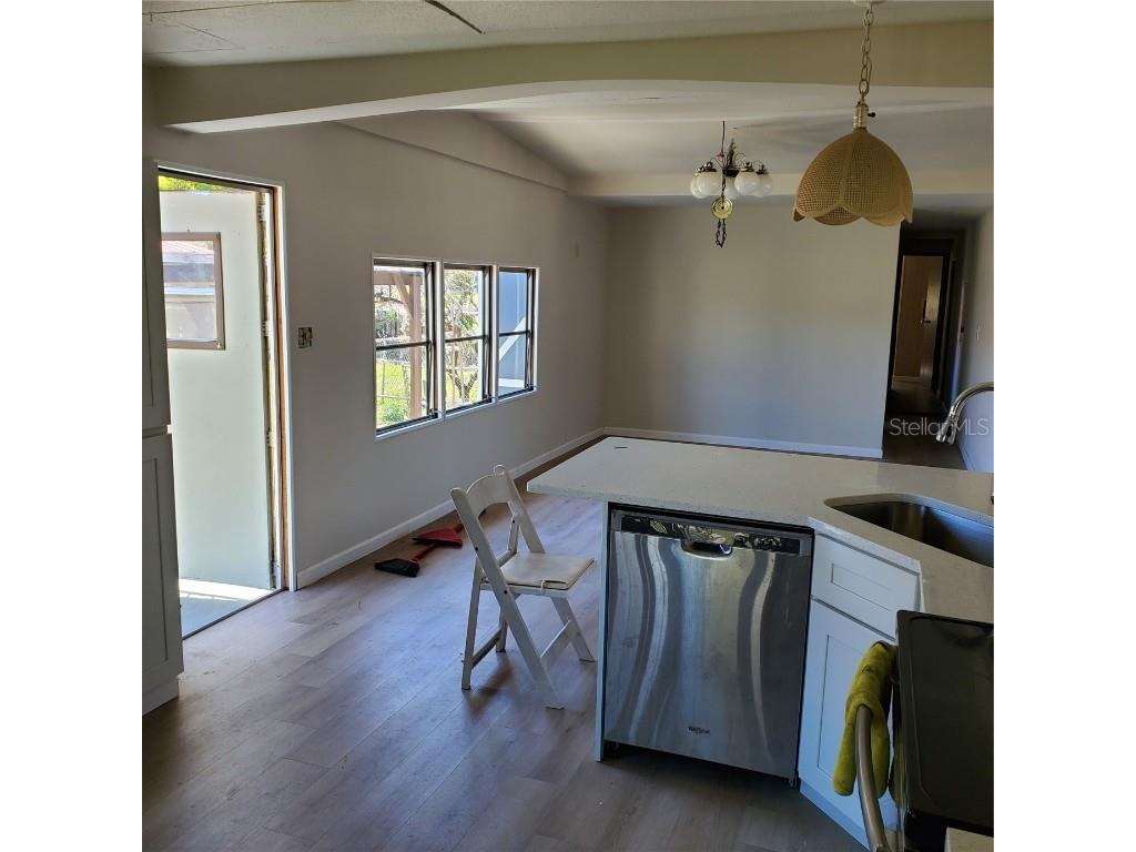 17428 SE 37th Lane Ocklawaha FL 32179 OM697792 image4