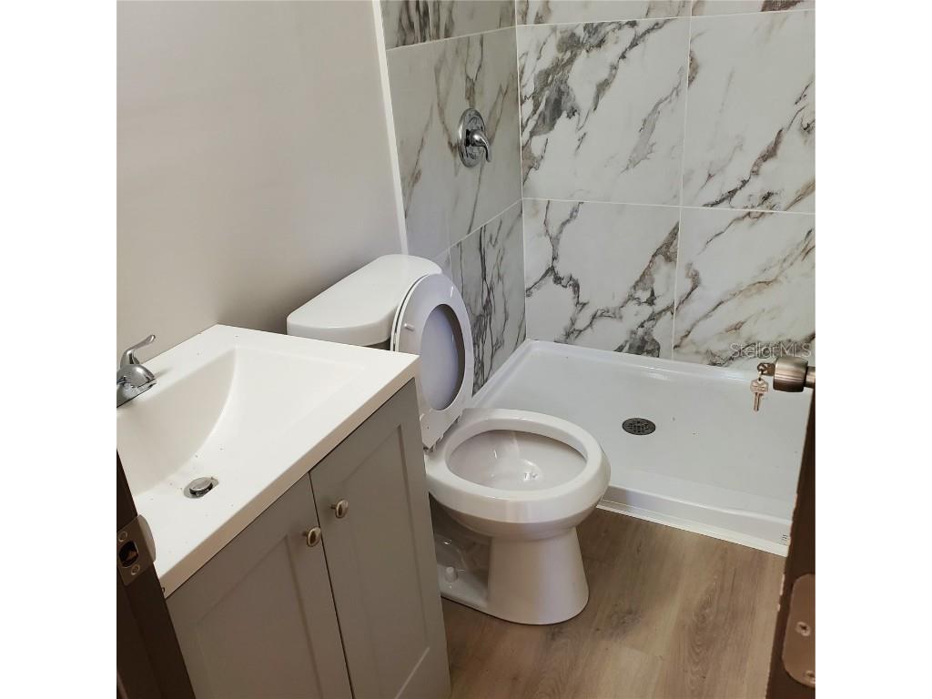 17428 SE 37th Lane Ocklawaha FL 32179 OM697792 image8