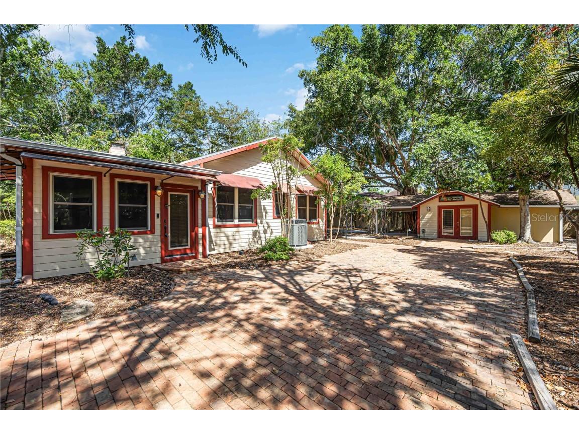 1743 8th Street Sarasota FL 34236 A4647457 image1