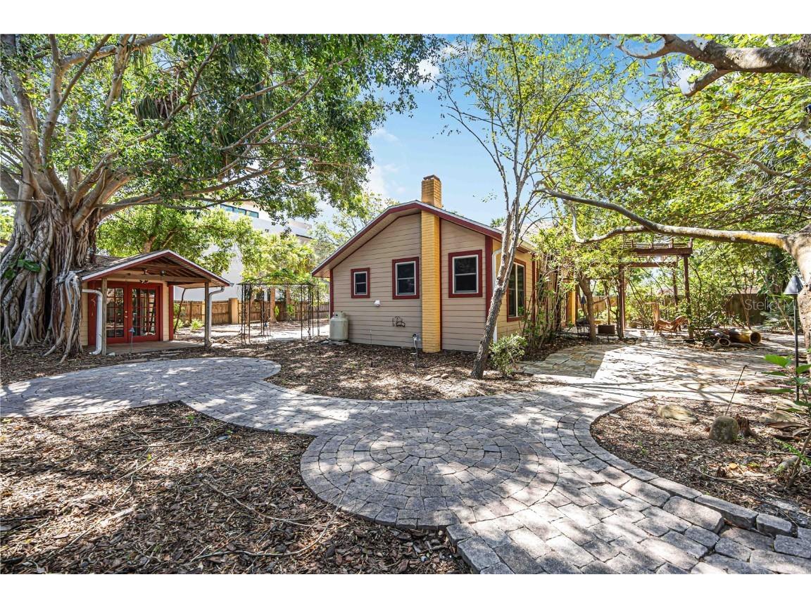 1743 8th Street Sarasota FL 34236 A4647457 image38