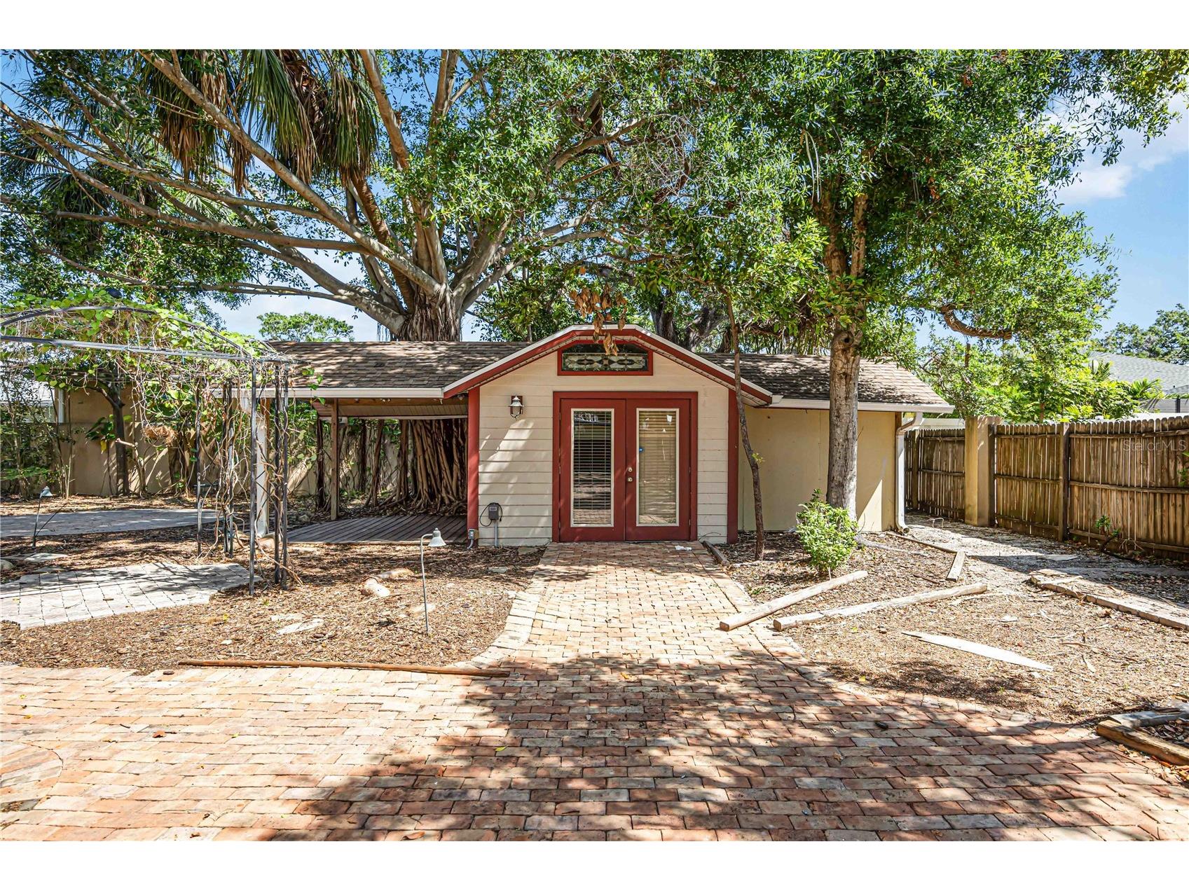 1743 8th Street Sarasota FL 34236 A4695550 image40