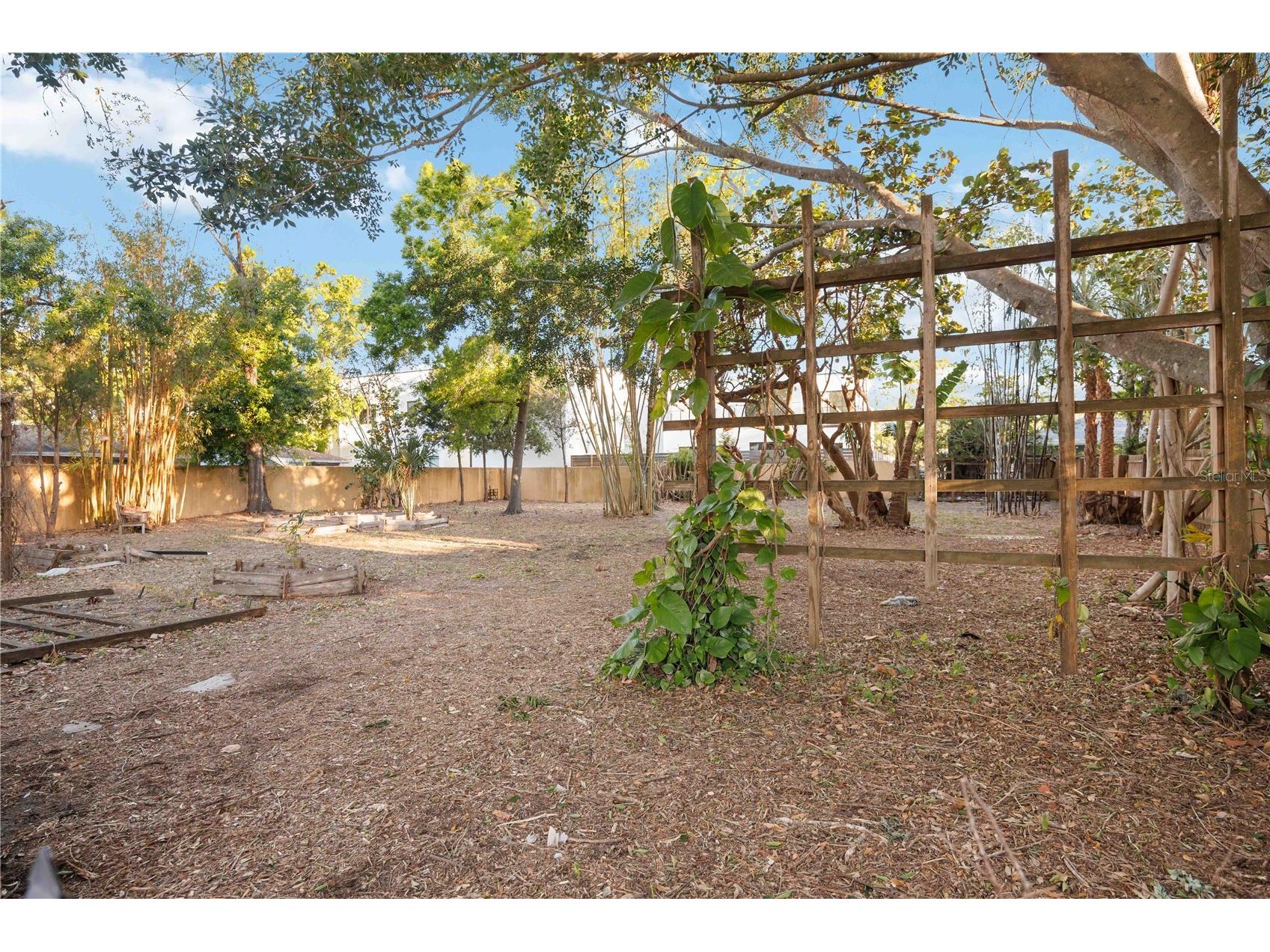 1743 8th Street Sarasota FL 34236 A4695550 image48