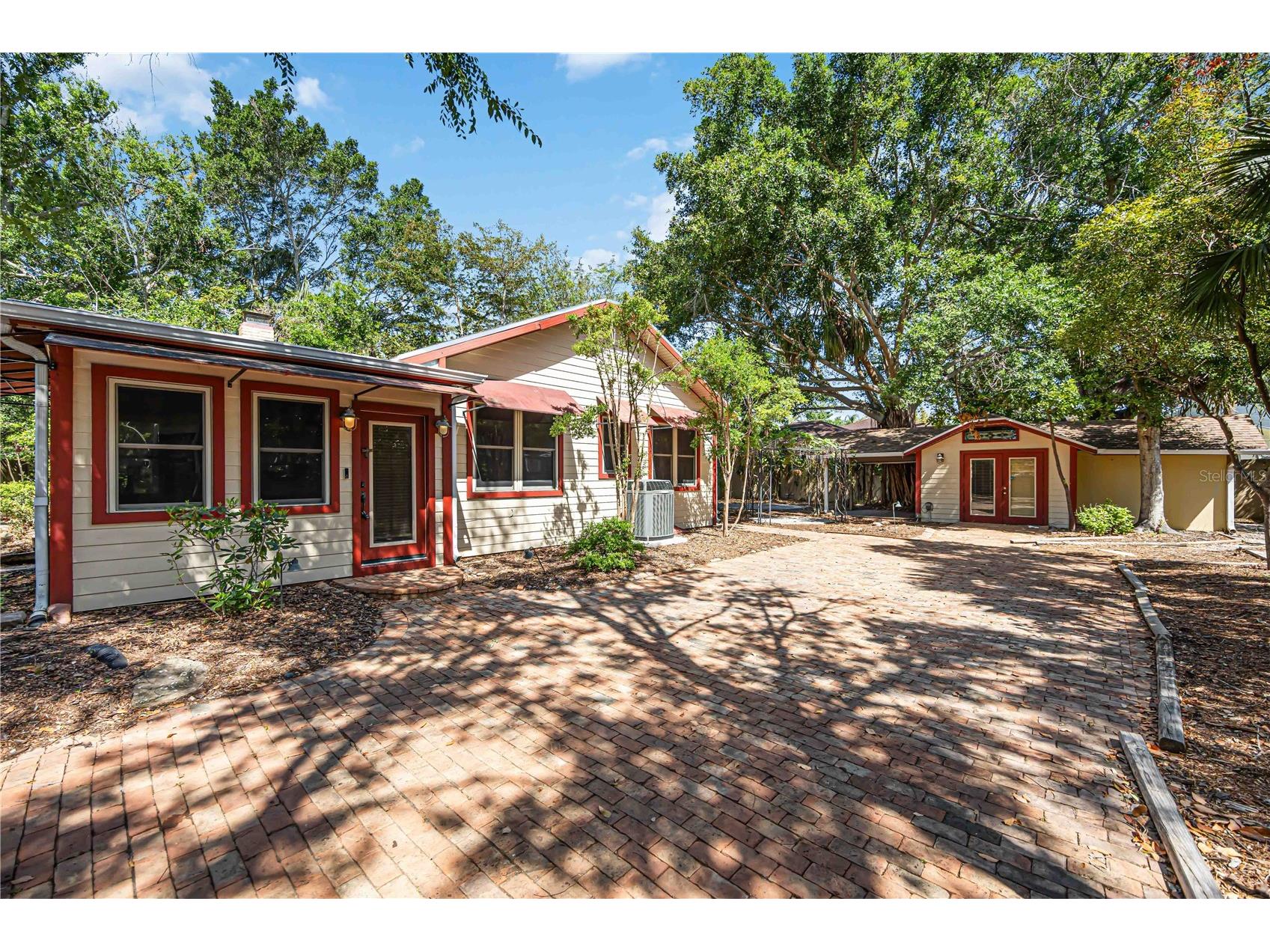 1743 8th Street Sarasota FL 34236 A4695550 image6