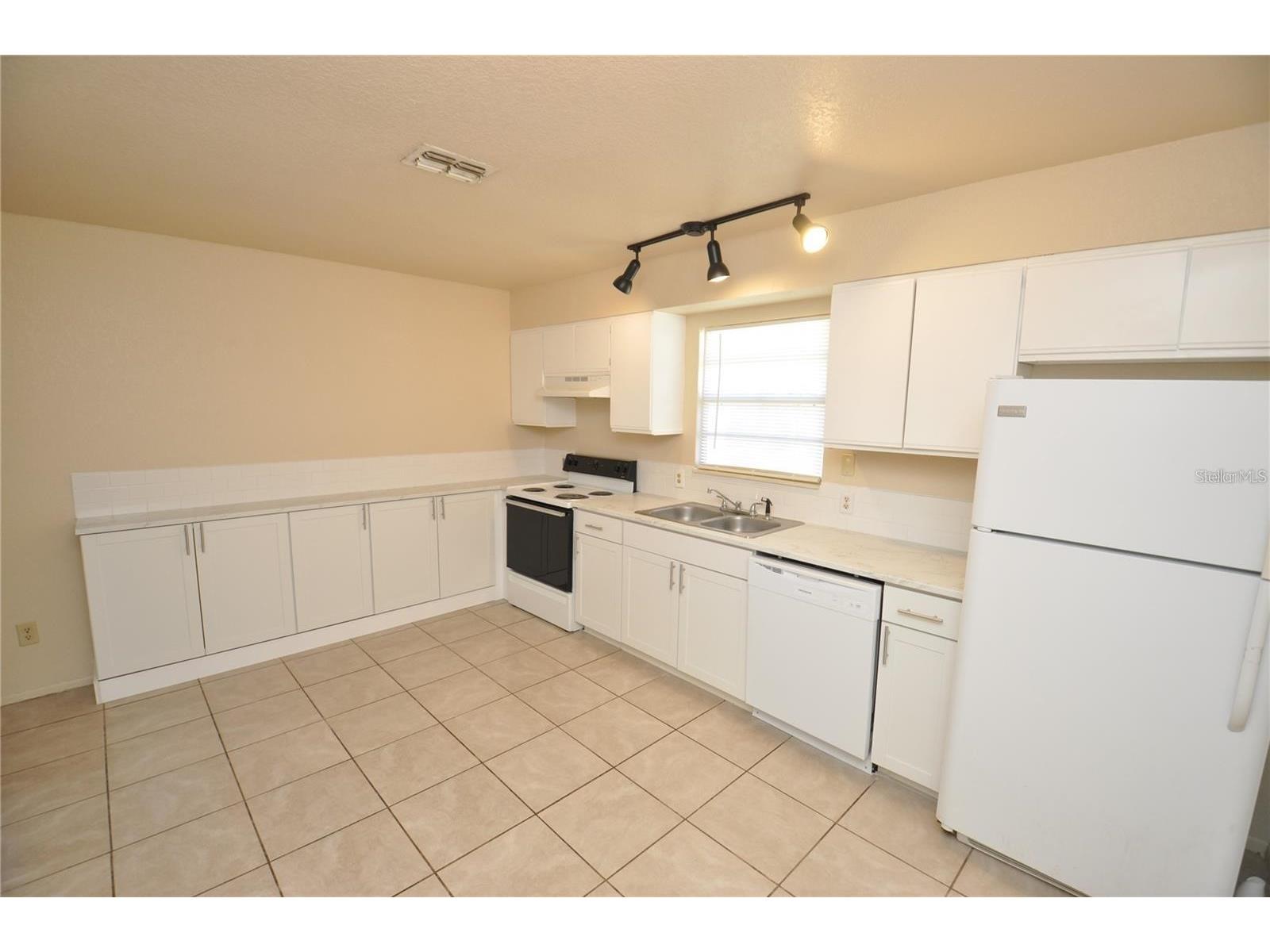 1743 Avenue C NE Winter Haven FL 33881 L4961926 image7