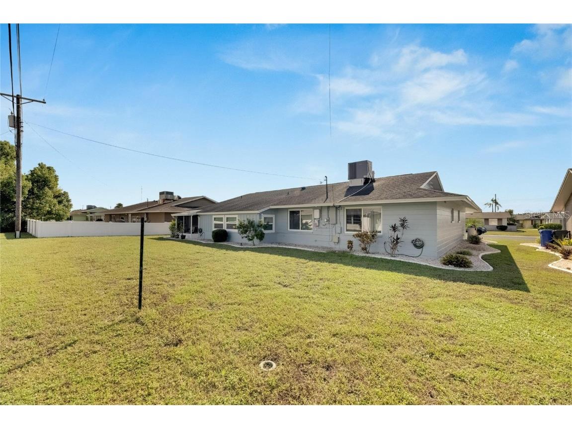 1743 Council Drive Sun City Center FL 33573 TB8407716 image37