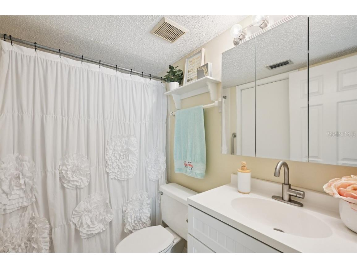 1743 Lake Place #1743-B Venice FL 34293 - CLAW LAKE A4661103 image16