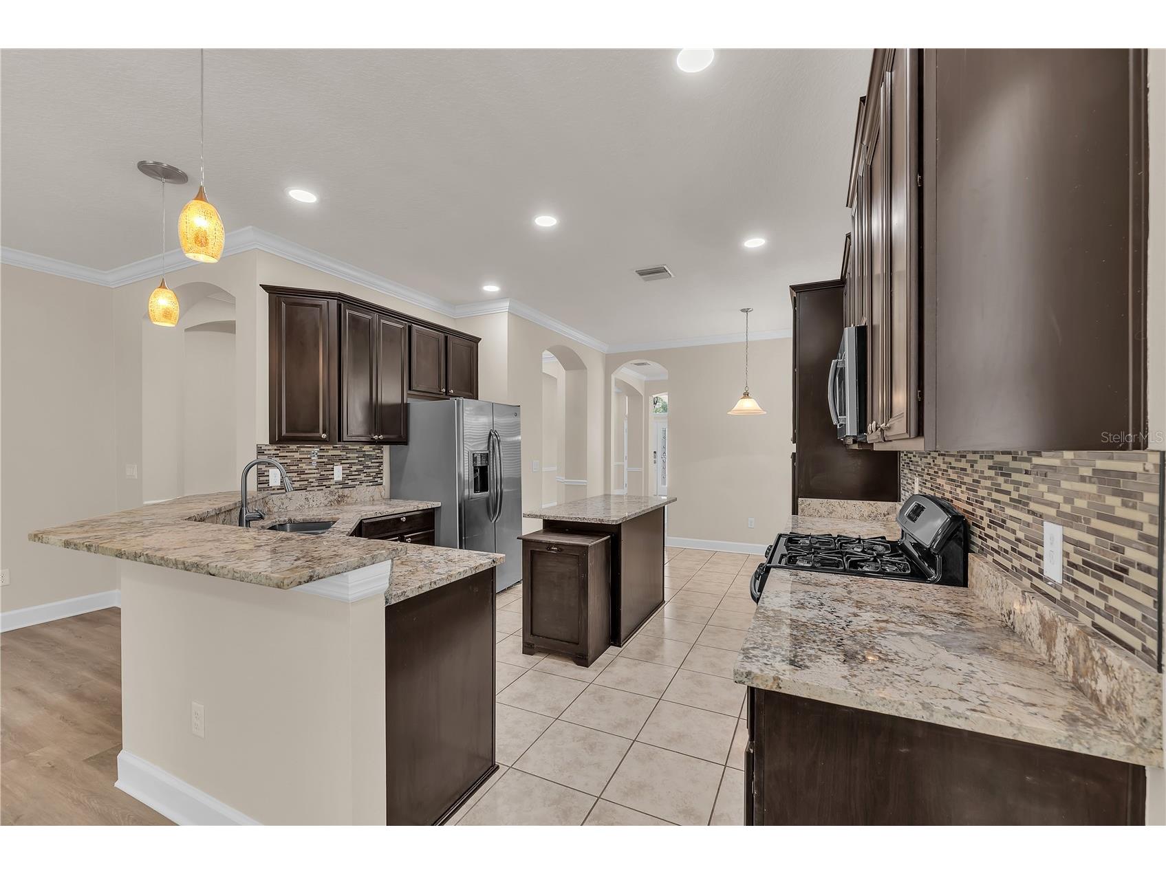 17433 New Cross Circle Lithia FL 33547 TB8512609 image2