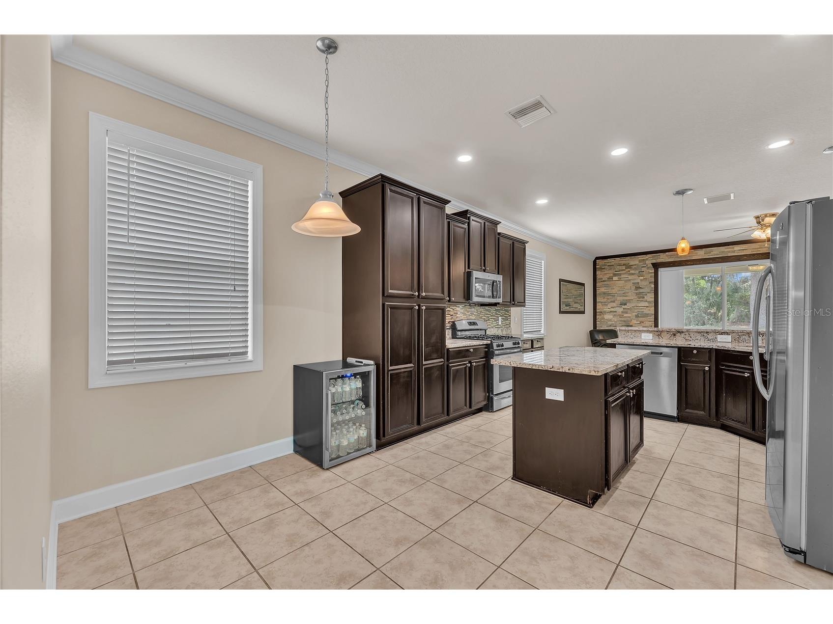 17433 New Cross Circle Lithia FL 33547 TB8512609 image4