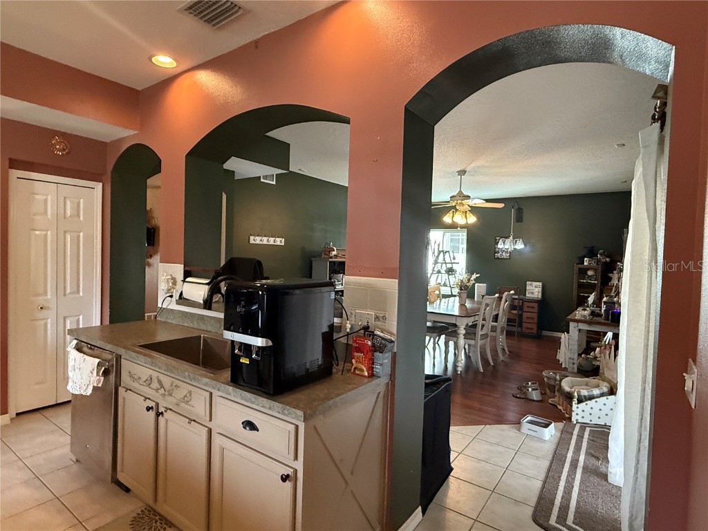 1744 Mapleleaf Blvd Oldsmar FL 34677 TB8434852 image12