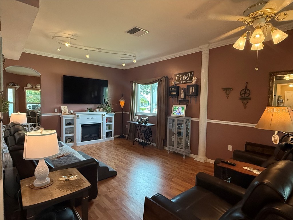 1744 Mapleleaf Blvd Oldsmar FL 34677 TB8434852 image15