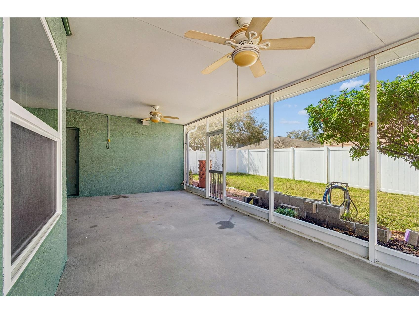 1744 Mapleleaf Boulevard Oldsmar FL 34677 W7883065 image73