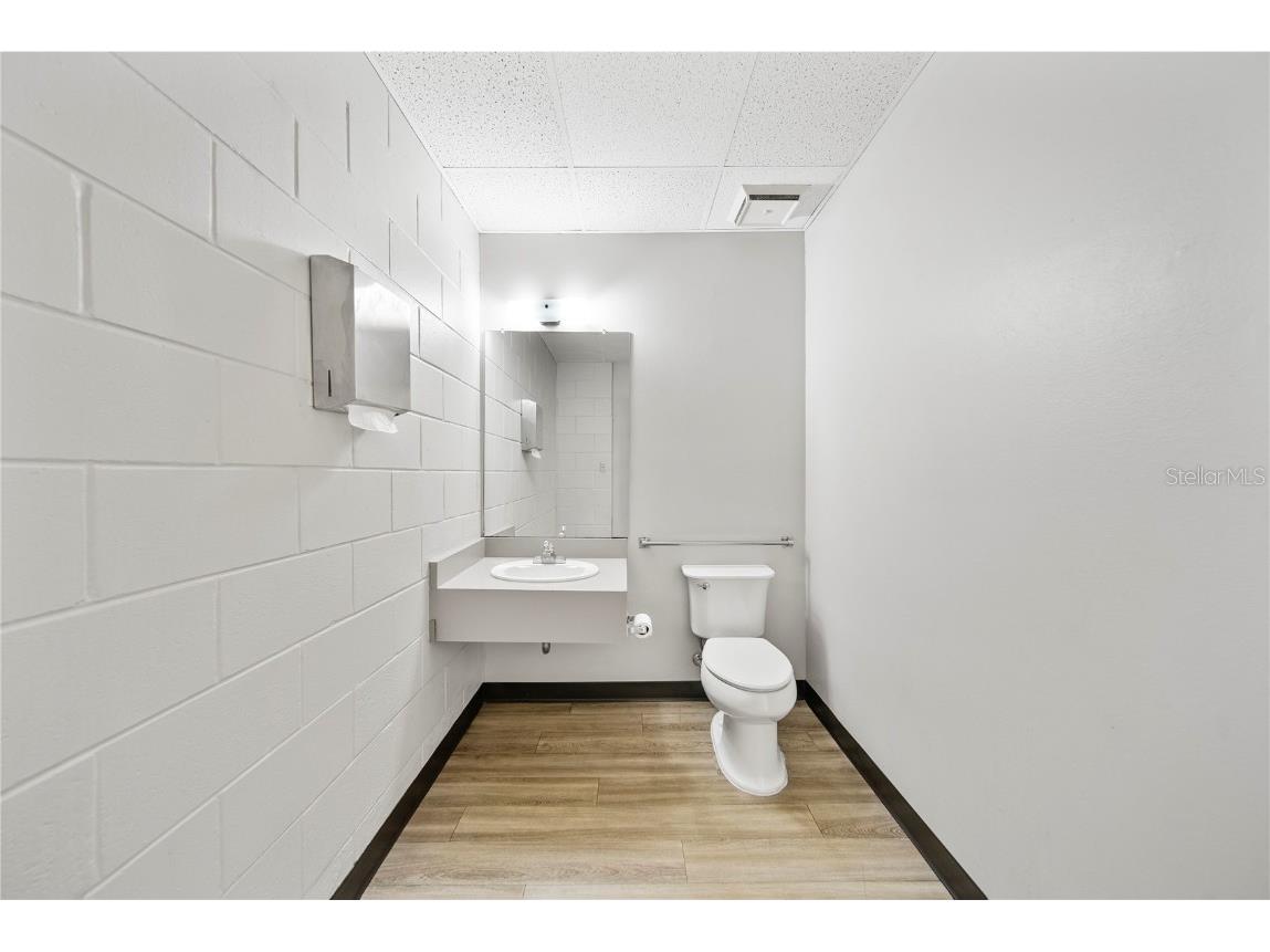 1744 S Pinellas Avenue Tarpon Springs FL 34689 TB8411264 image29