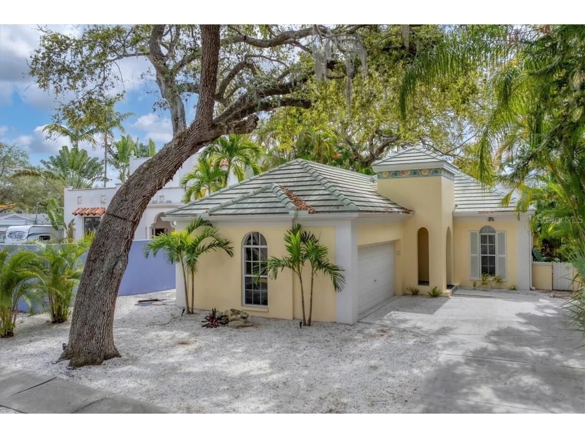 1744 Wisconsin Lane Sarasota FL 34239 A4602811 image1