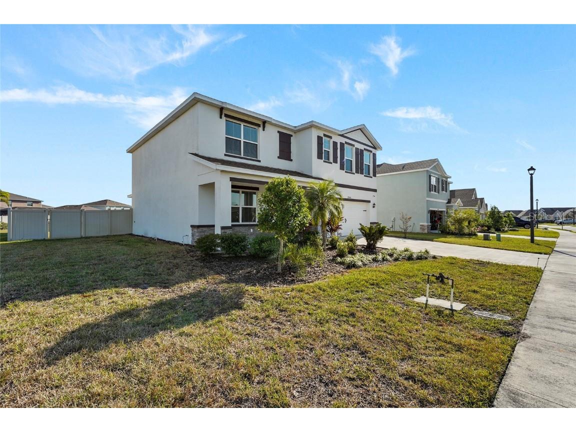 17448 Harvest Moon Way Bradenton FL 34211 A4670281 image1