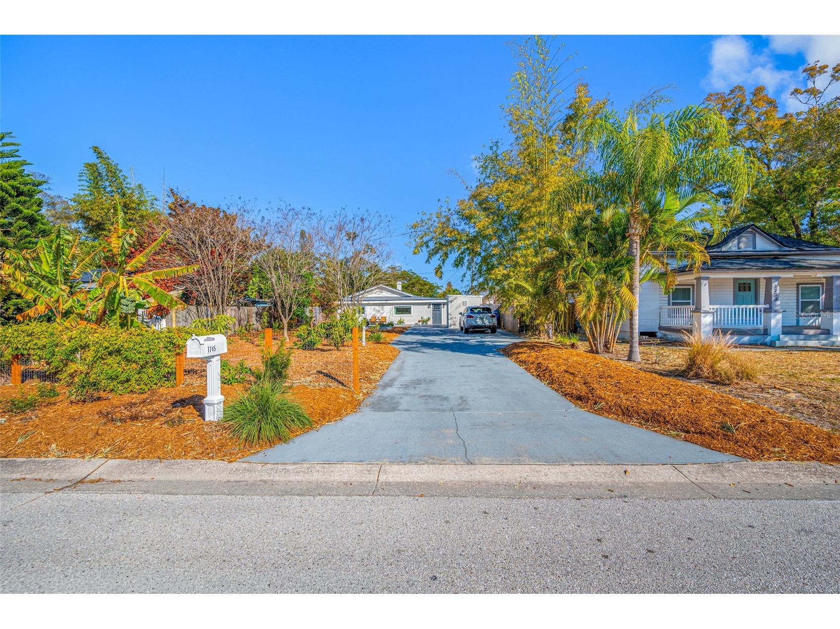 1745 11th Avenue N Saint Petersburg FL 33713 TB8472726 image5