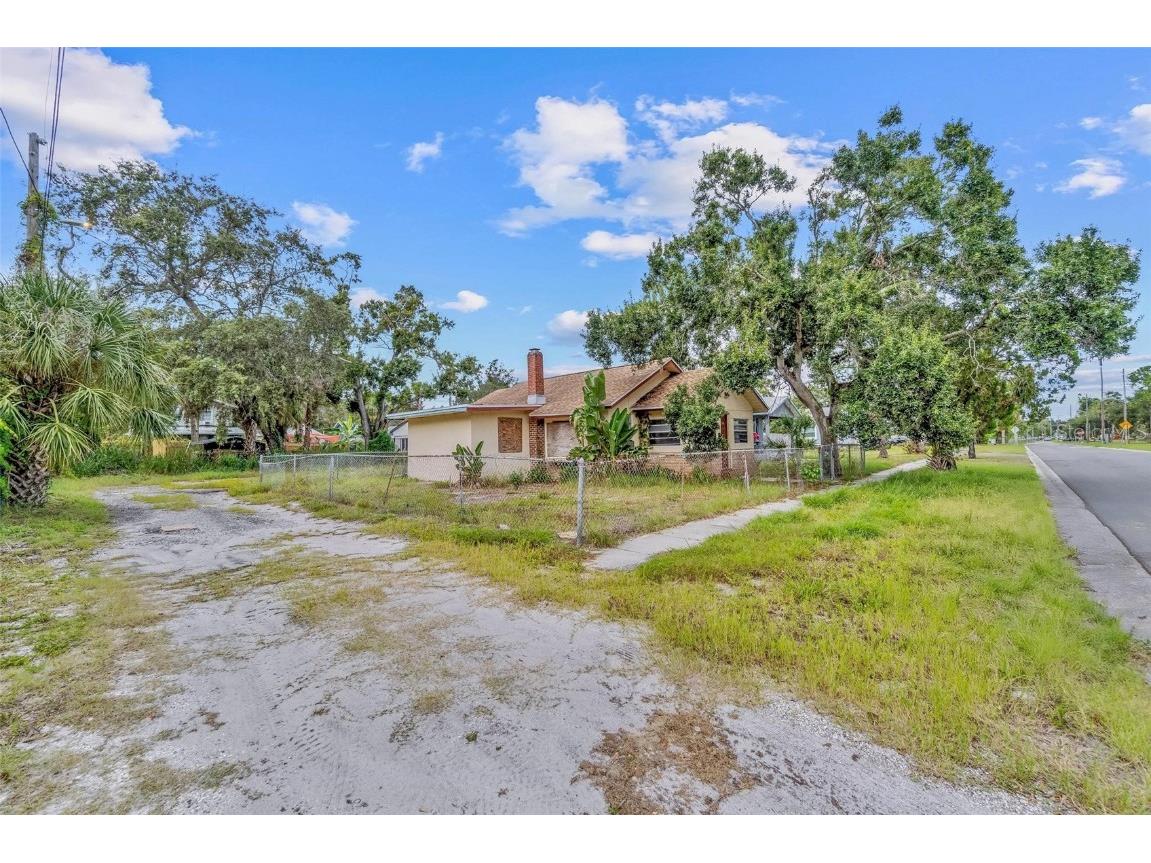 1745 44th Street S Saint Petersburg FL 33711 TB8434172 image14