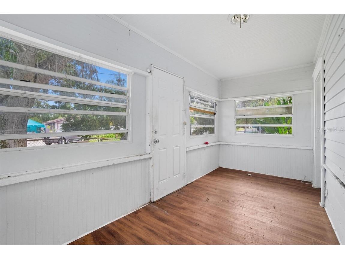 1745 44th Street S Saint Petersburg FL 33711 TB8434172 image4