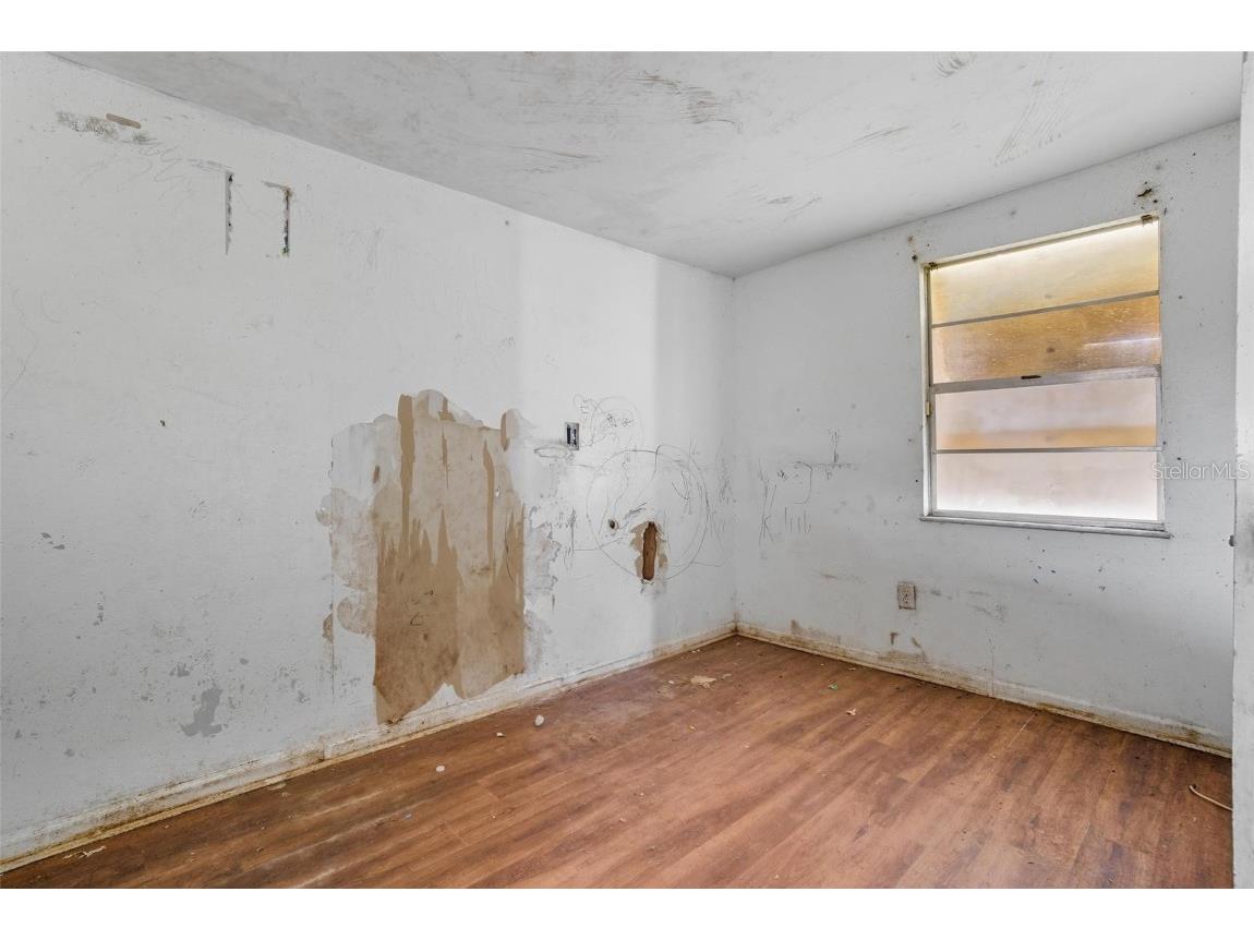 1745 44th Street S Saint Petersburg FL 33711 TB8434172 image7