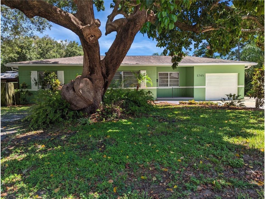 1745 52nd Avenue N Saint Petersburg FL 33714 U8208181 image1