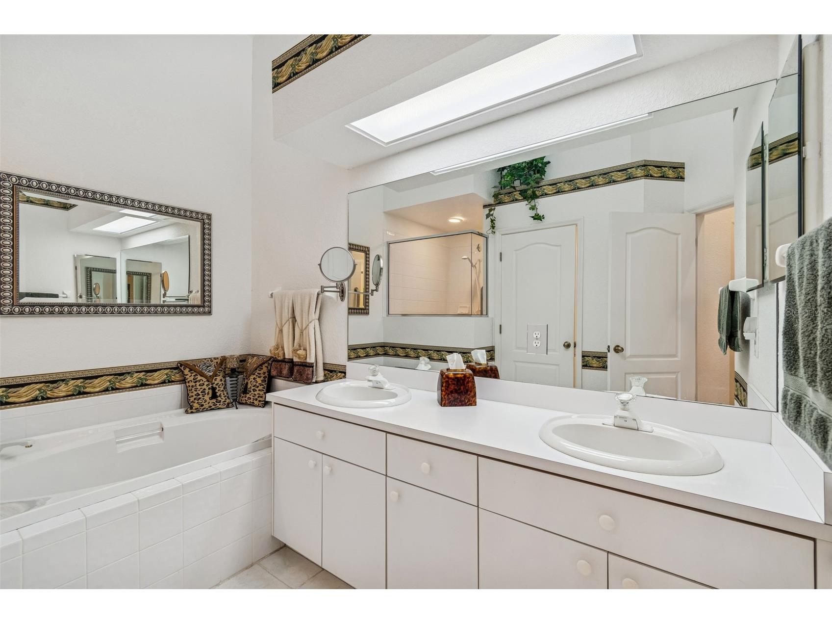 1745 Heron Cove Drive Lutz FL 33549 TB8474562 image42