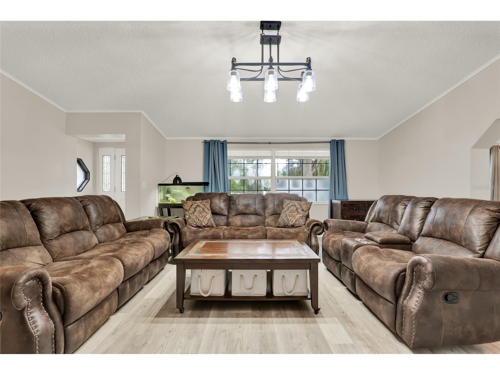 1745 Yvonne Street Apopka FL 32712 O6327907 image4