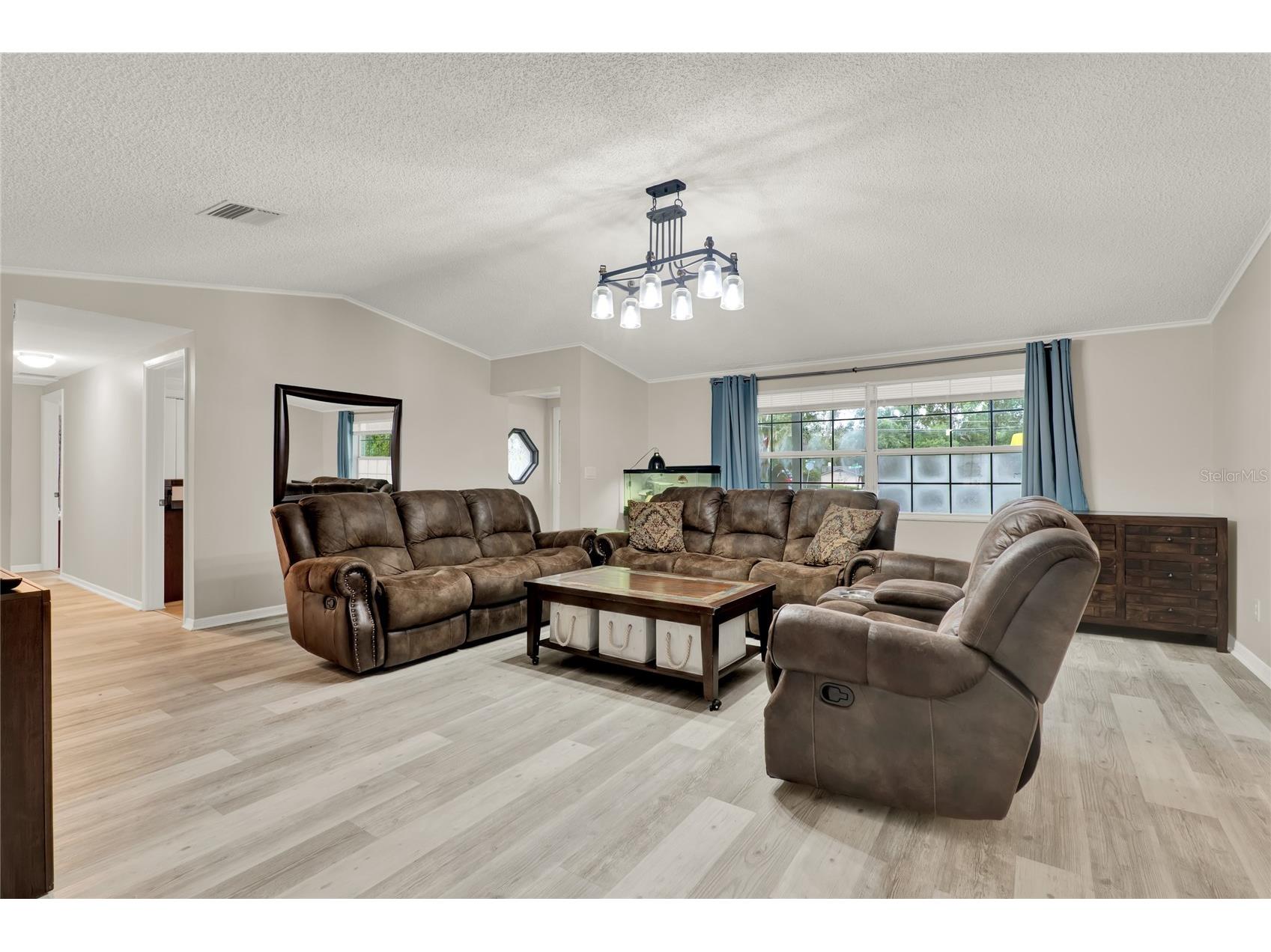 1745 Yvonne Street Apopka FL 32712 O6327907 image6