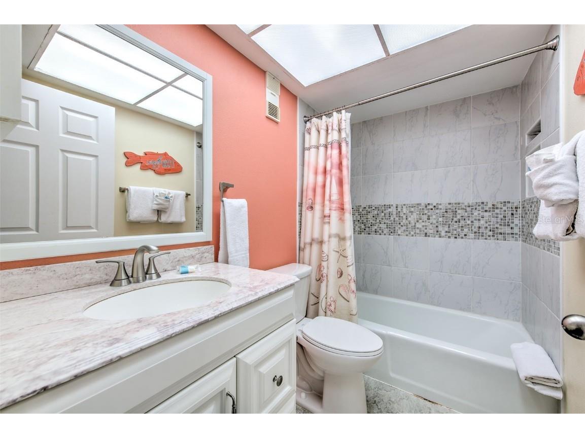 17450 Gulf Boulevard #103 Redington Shores FL 33708 - GULF OF MEXICO TB8405634 image28