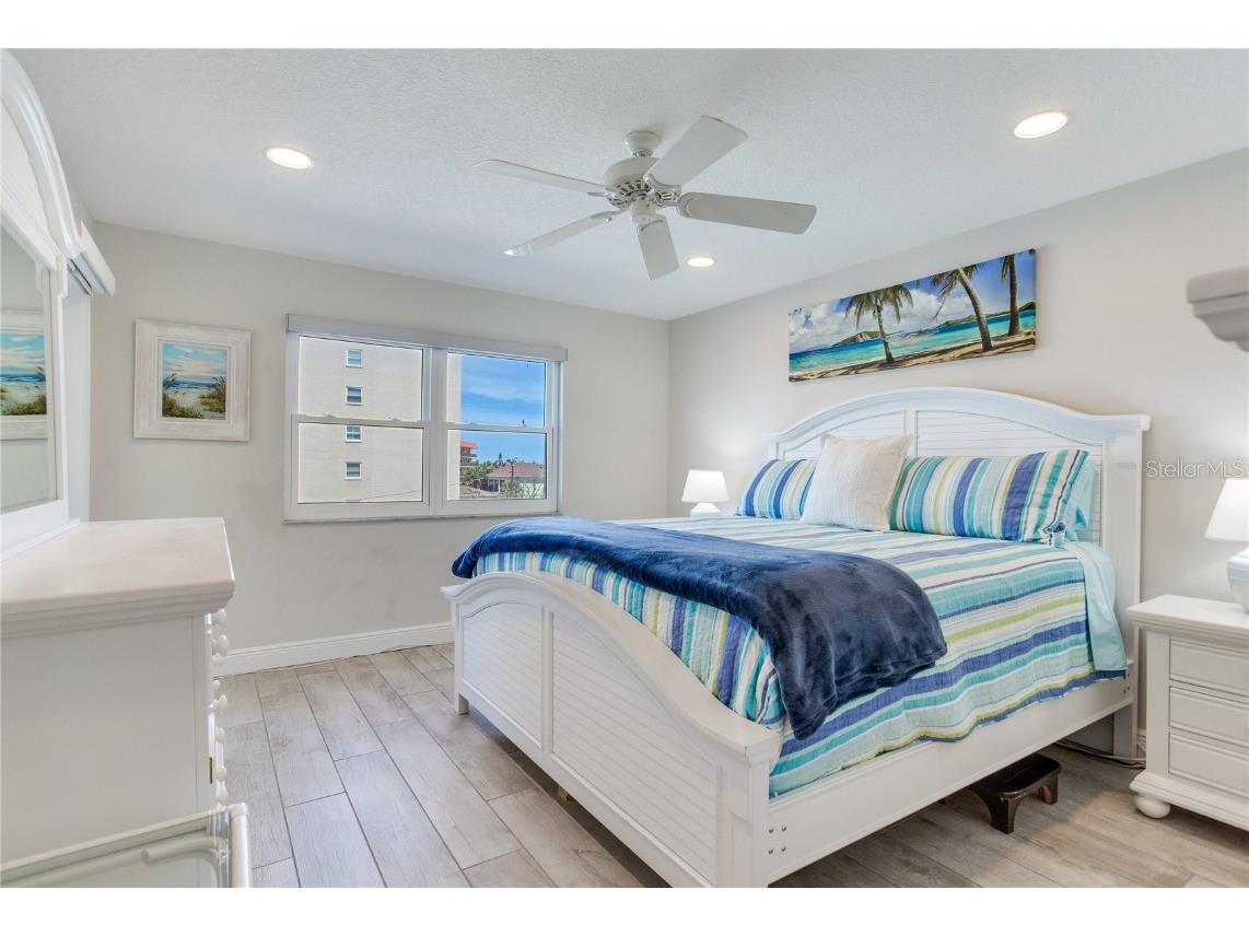 17450 Gulf Boulevard #206 Redington Shores FL 33708 - GULF OF MEXICO TB8425336 image32