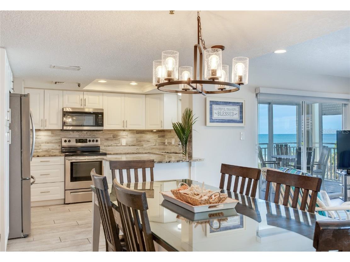 17450 Gulf Boulevard #206 Redington Shores FL 33708 - GULF OF MEXICO TB8425336 image9