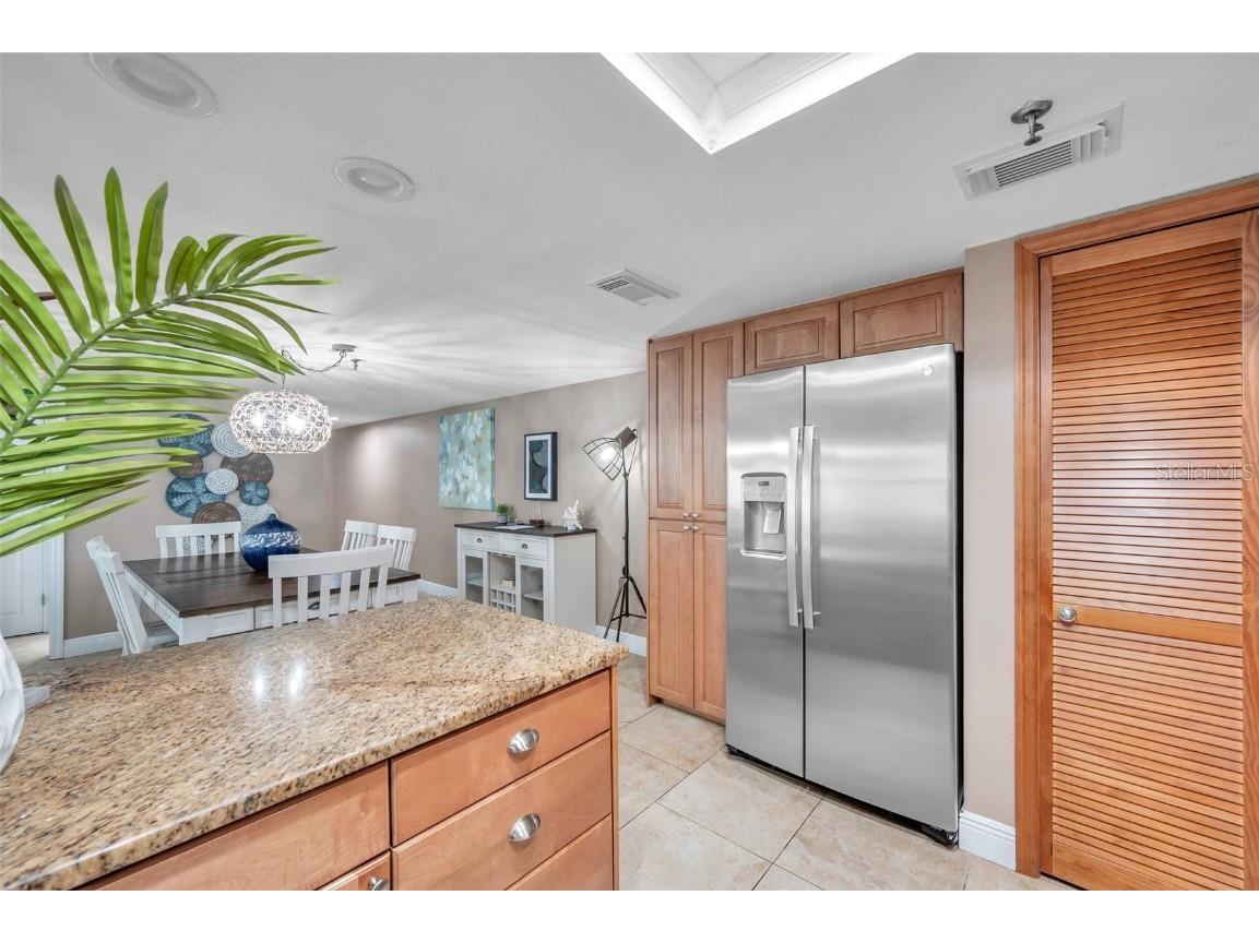 17450 Gulf Boulevard #306 Redington Shores FL 33708 - GULF OF MEXICO TB8439182 image17