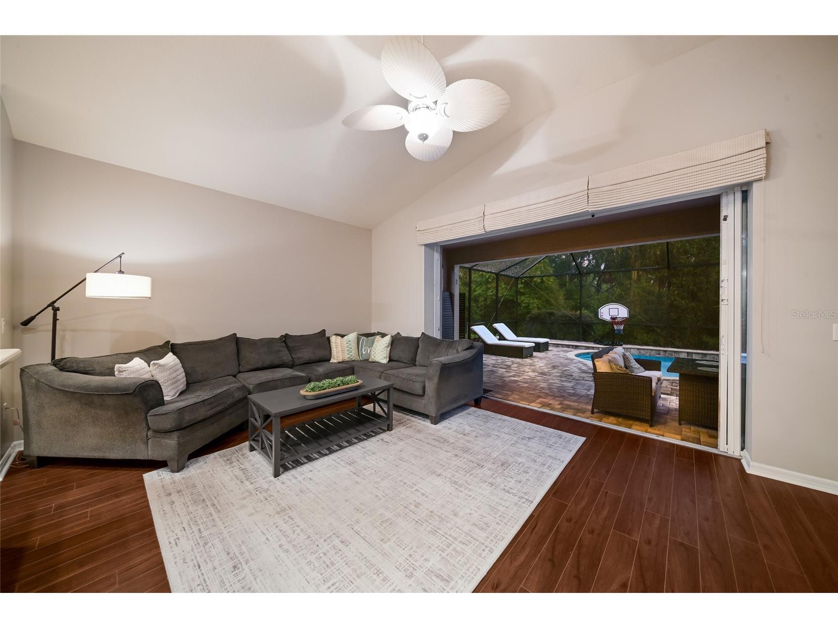 17463 New Cross Circle Lithia FL 33547 A4695815 image37