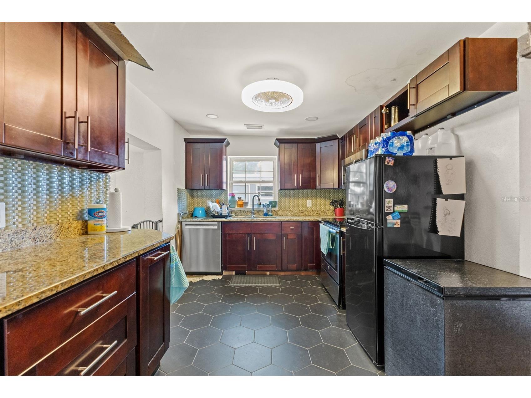 1747 26th Avenue N Saint Petersburg FL 33713 TB8472620 image20