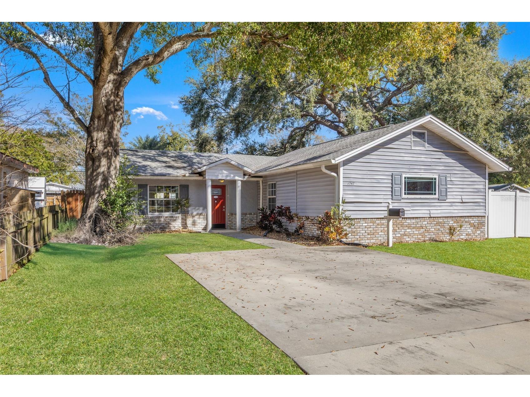1747 26th Avenue N Saint Petersburg FL 33713 TB8472620 image46