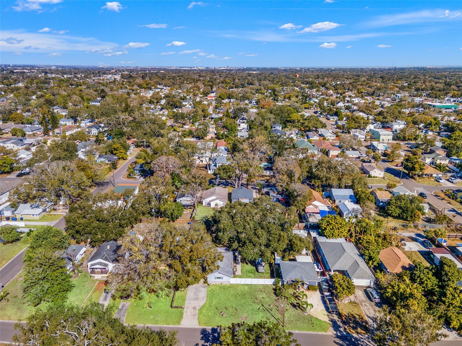 1747 26th Avenue N Saint Petersburg FL 33713 TB8472733 image15
