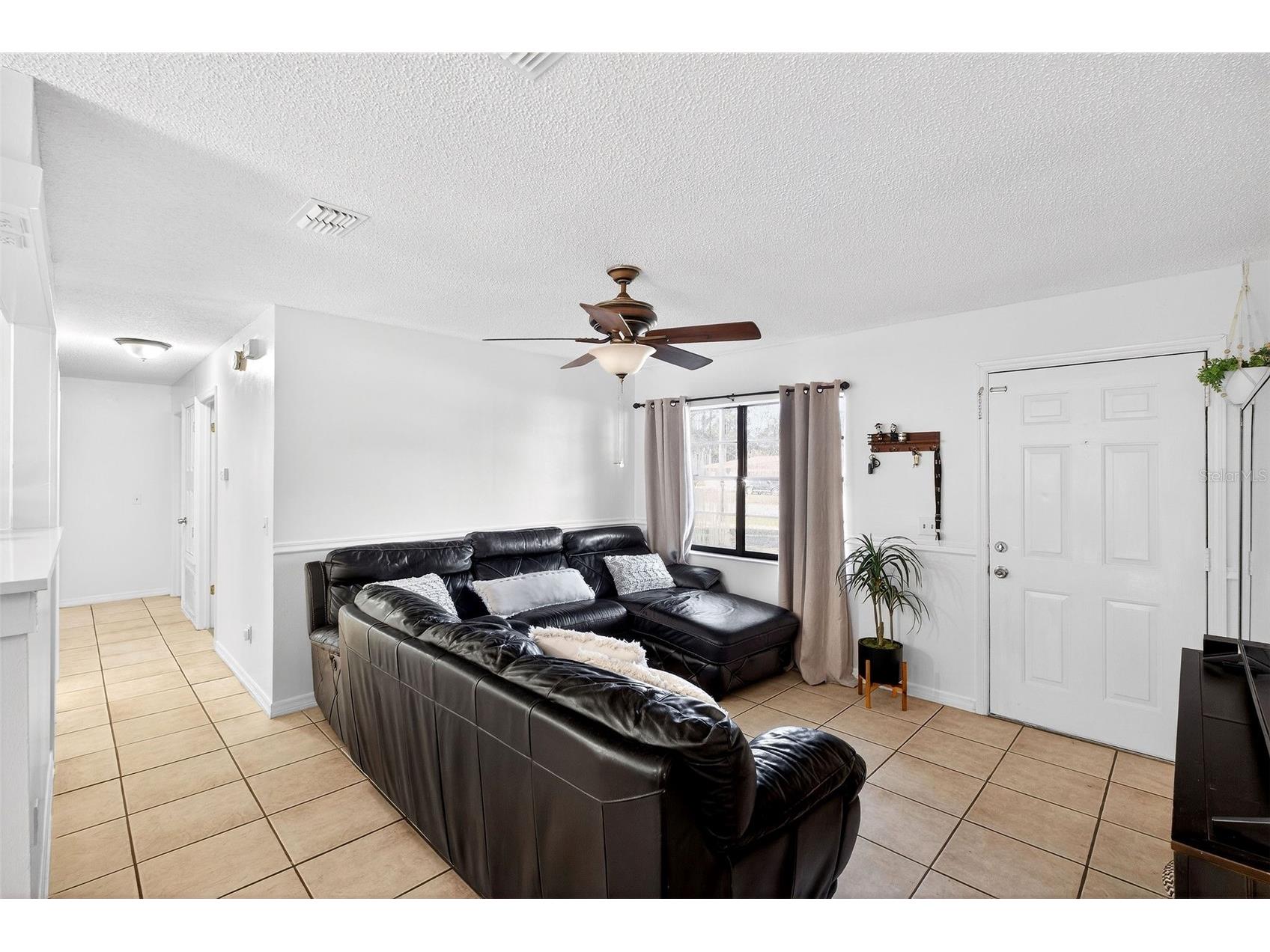 1747 Bonneville Drive Orlando FL 32826 O6373372 image4