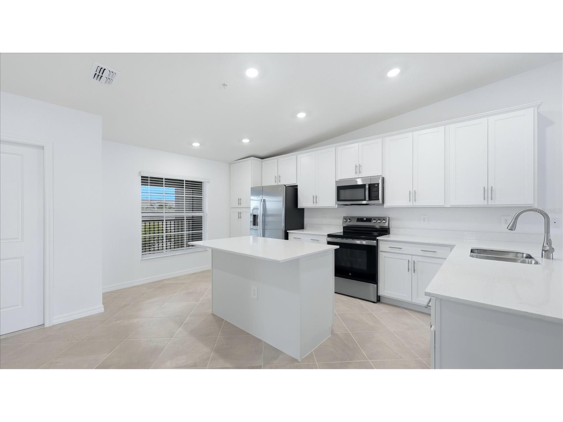 17475 Opal Sand Drive #208 Venice FL 34293 N6143841 image10