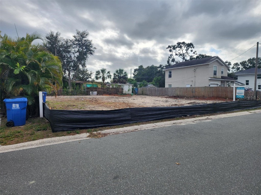 1748 31st Avenue N Saint Petersburg FL 33713 TB8443771 image2