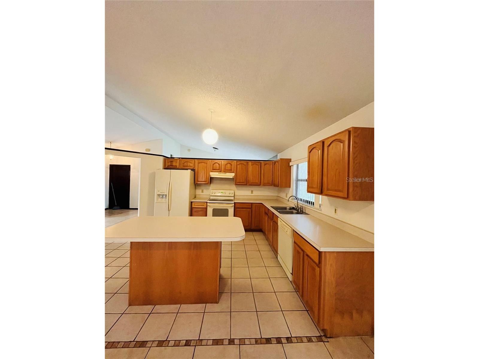 1748 Brightmeadow Court Orlando FL 32818 O6407305 image2