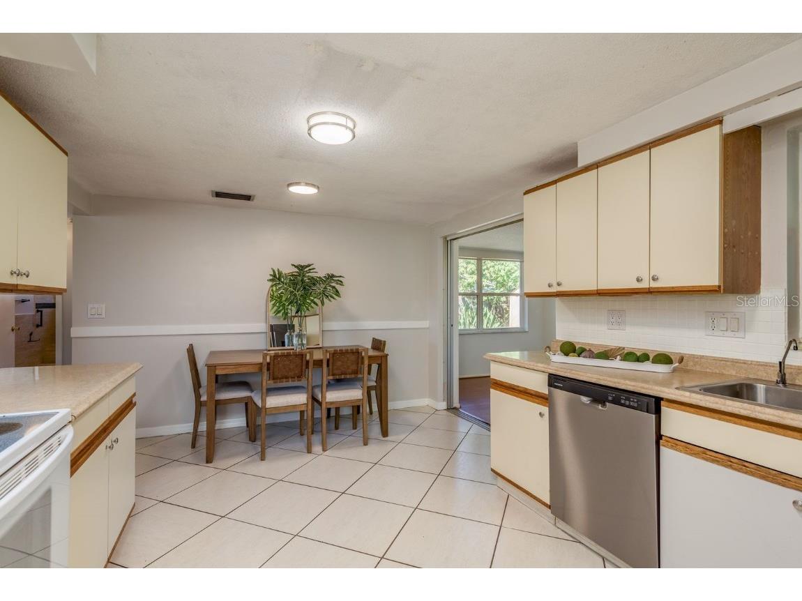 1748 Colmar Drive Holiday FL 34690 TB8454012 image5