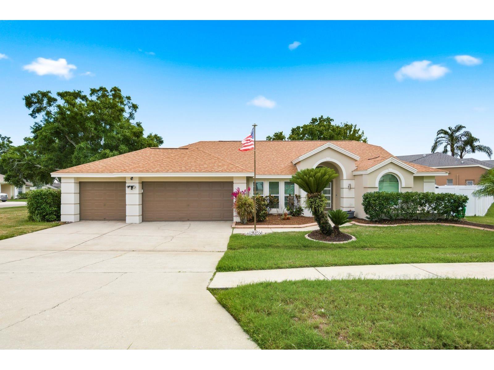 1748 Hermit Thrush Circle Palm Harbor FL 34683 TB8508308 image1