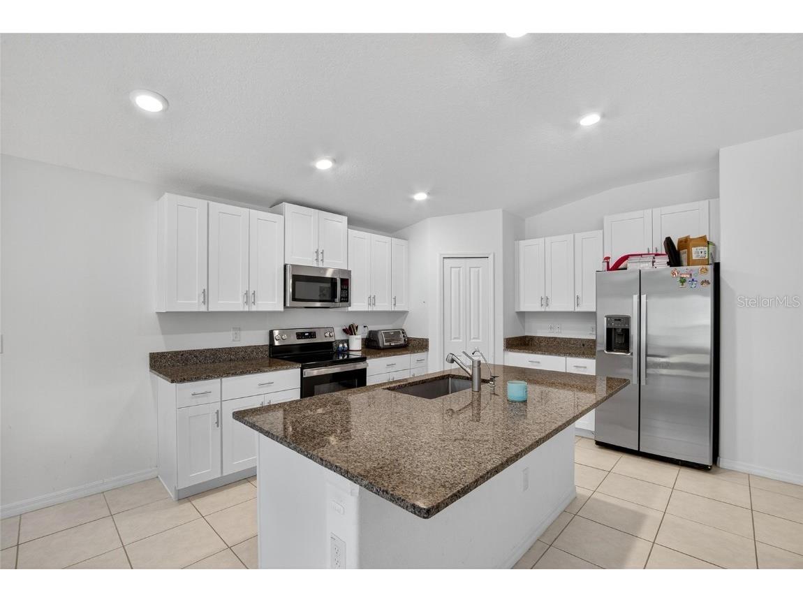 1748 Red Loop Lakeland FL 33801 TB8440325 image15