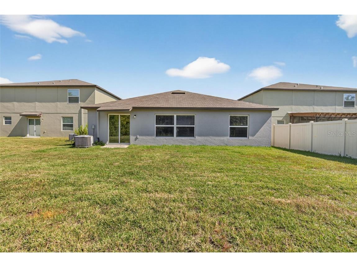 1748 Red Loop Lakeland FL 33801 TB8440325 image35