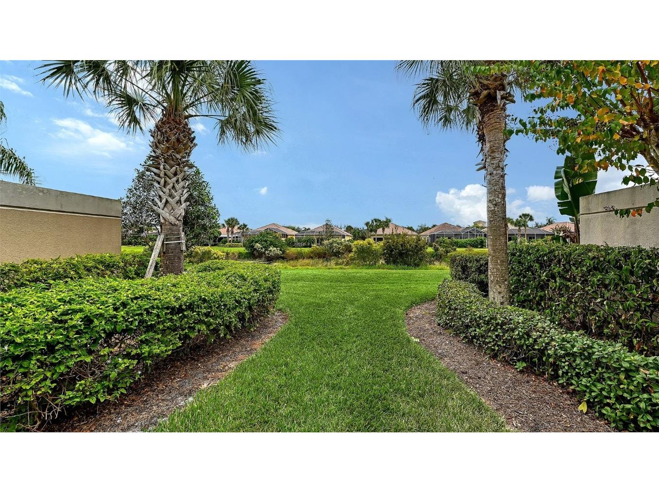 1749 Burgos Drive Sarasota FL 34238 A4672552 image31