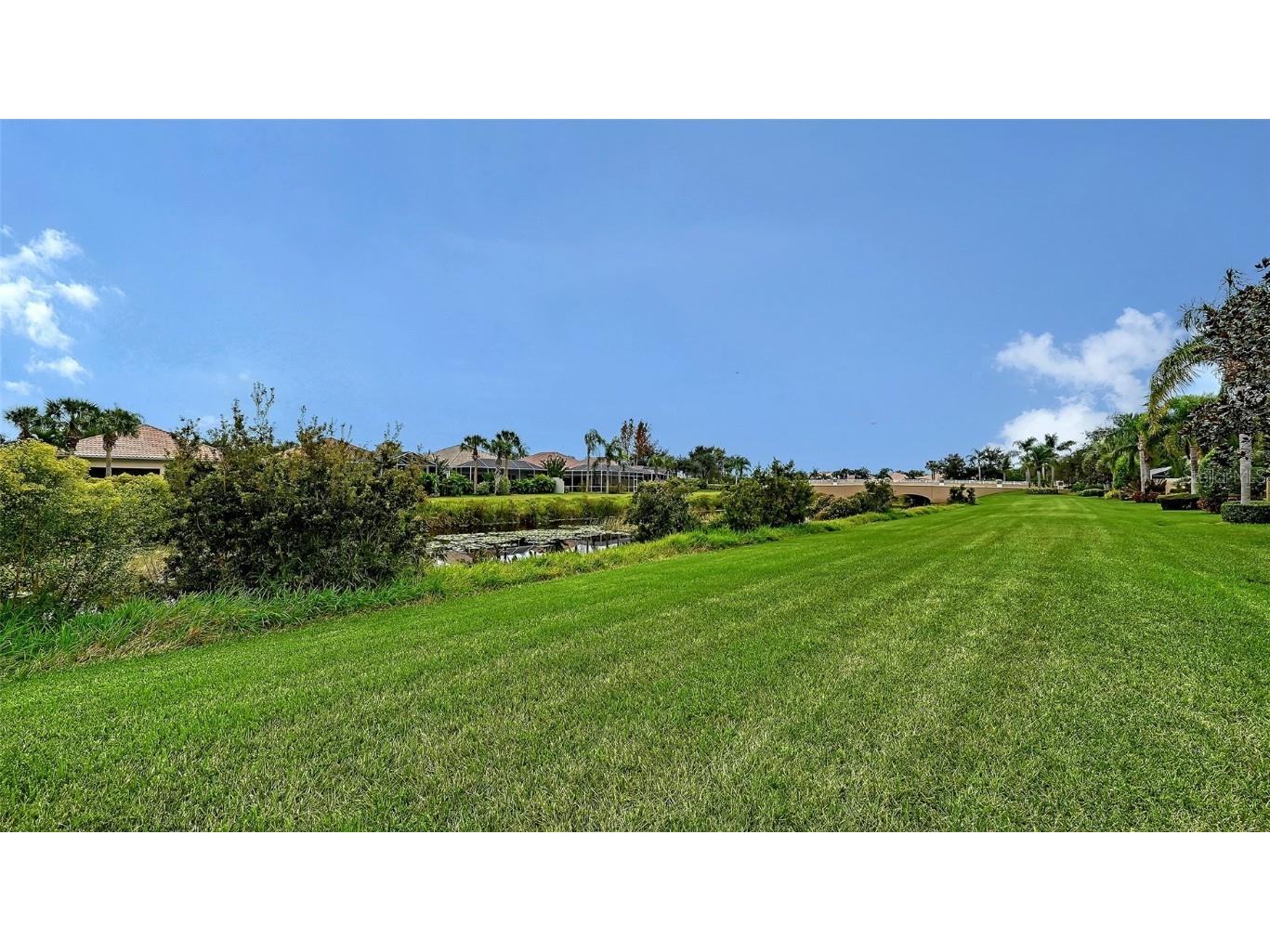 1749 Burgos Drive Sarasota FL 34238 A4672552 image32