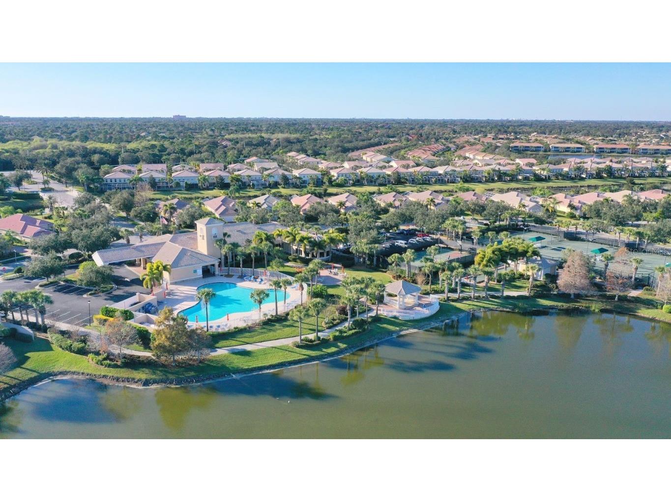 1749 Burgos Drive Sarasota FL 34238 A4672552 image63