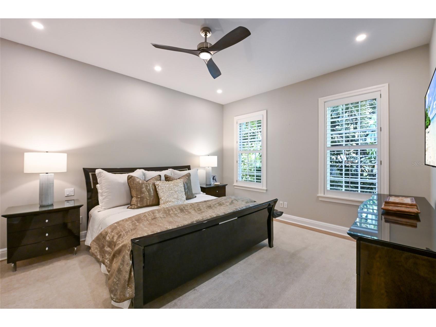 1749 Lincoln Park Circle Sarasota FL 34236 - HUDSON BAYOU A4674729 image24