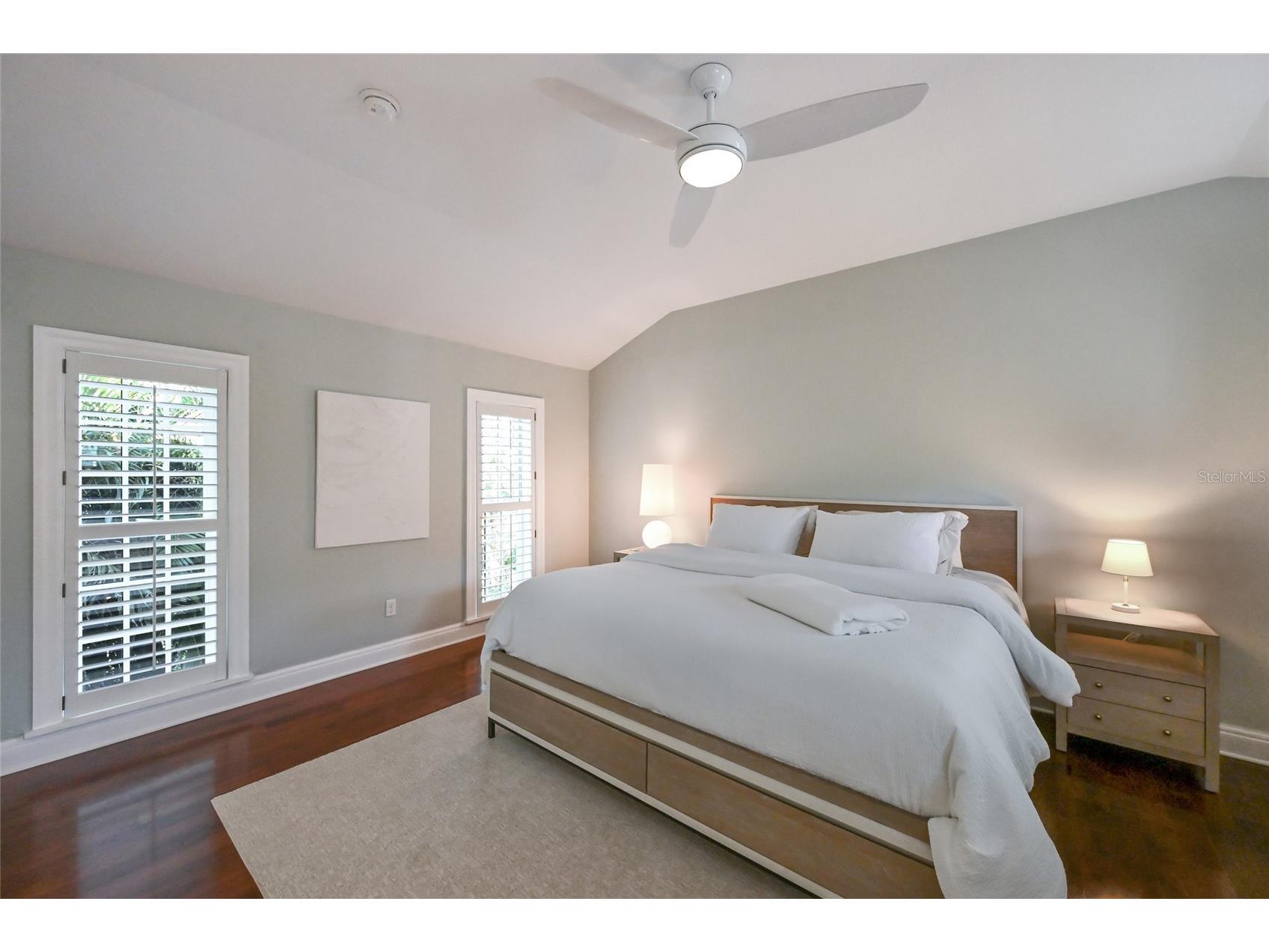 1749 Lincoln Park Circle Sarasota FL 34236 - HUDSON BAYOU A4674729 image27