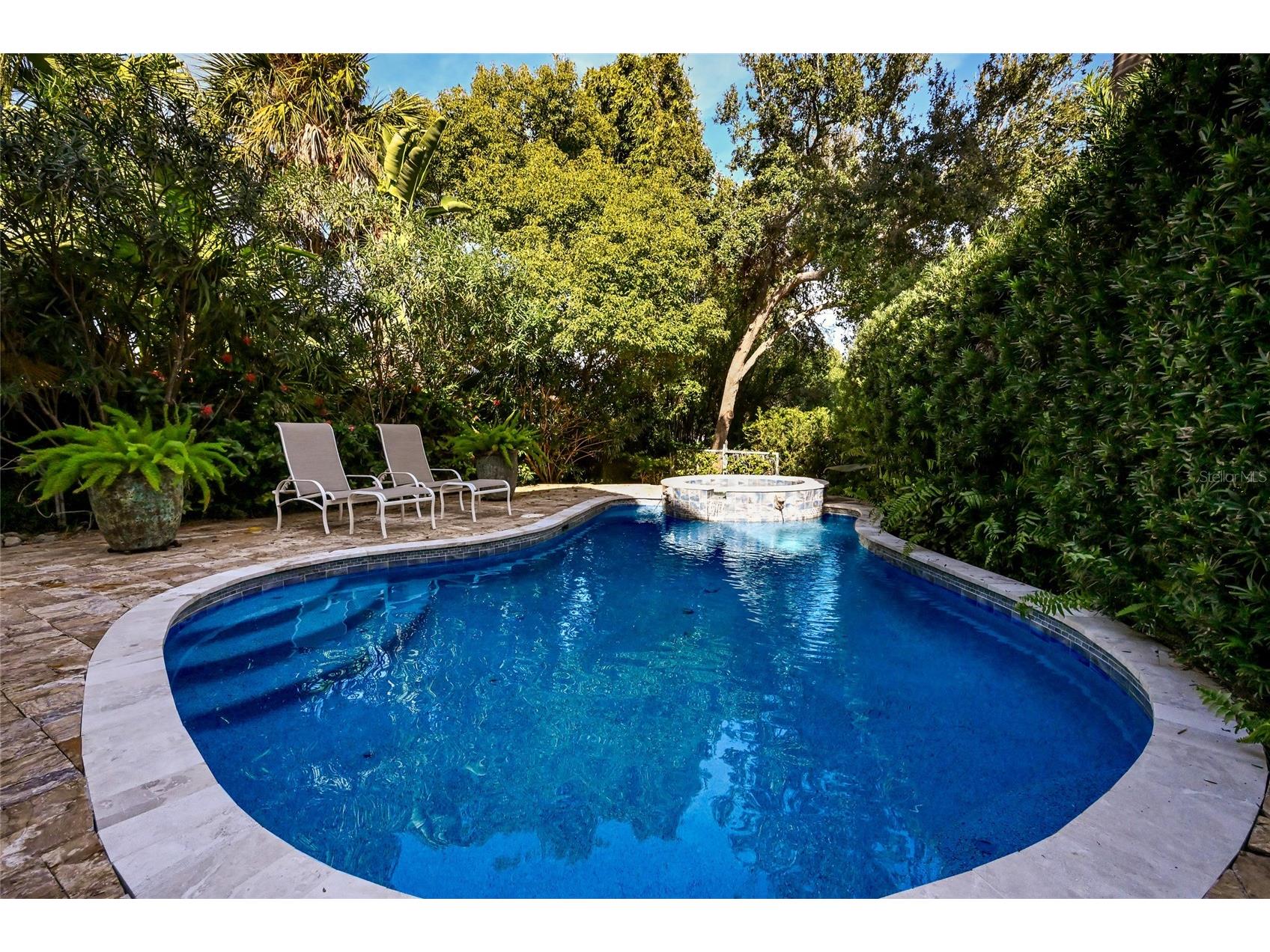 1749 Lincoln Park Circle Sarasota FL 34236 - HUDSON BAYOU A4674729 image38