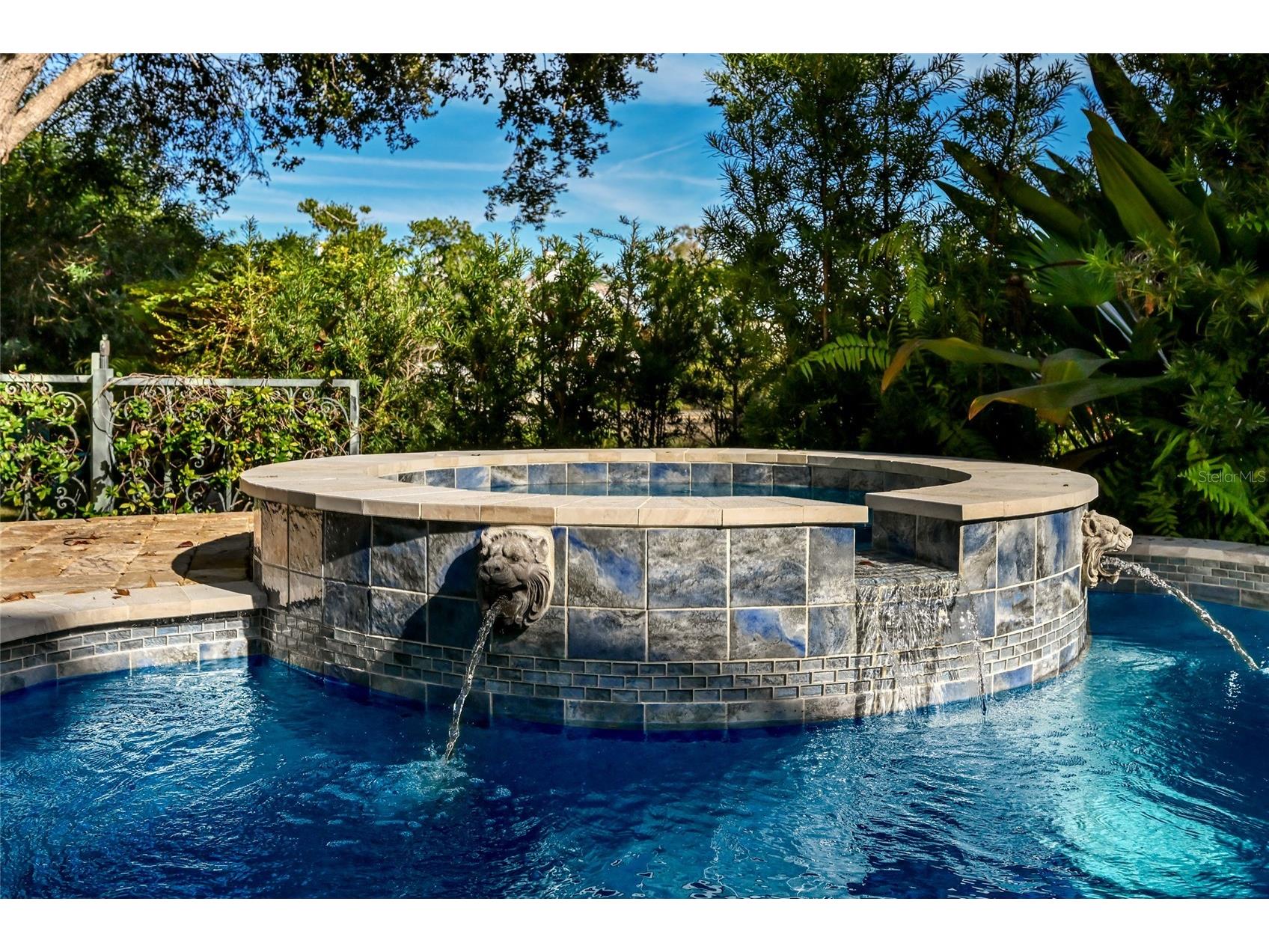1749 Lincoln Park Circle Sarasota FL 34236 - HUDSON BAYOU A4674729 image39